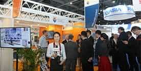 展會(huì)現(xiàn)場(chǎng)-參會(huì)代表報(bào)到2